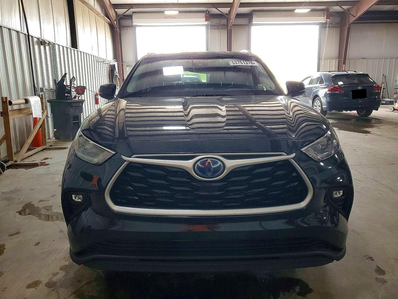 Toyota Highlander Hybrid Xle