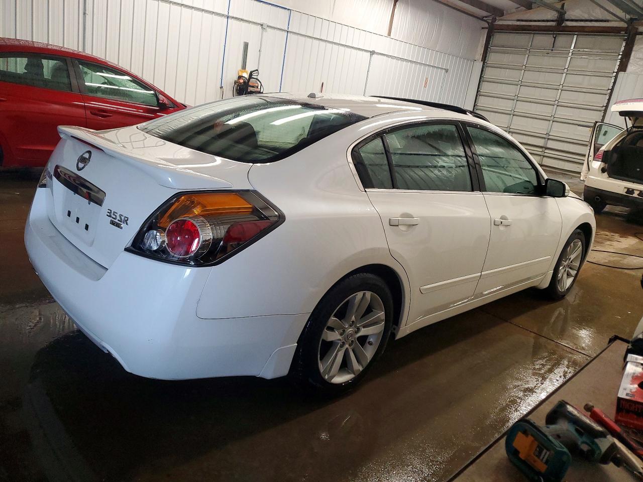 Nissan Altima Sr