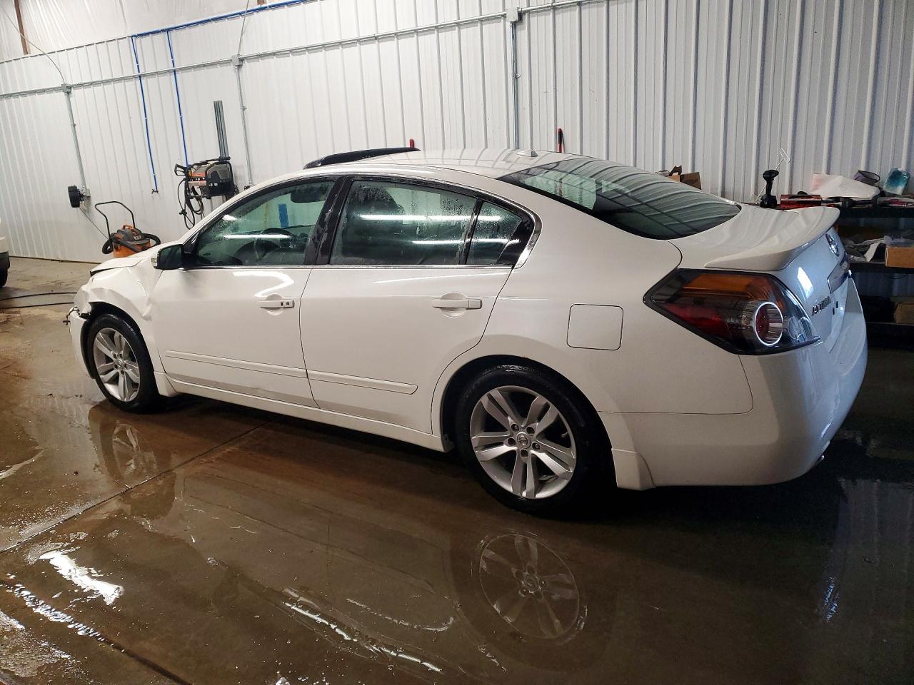 Nissan Altima Sr