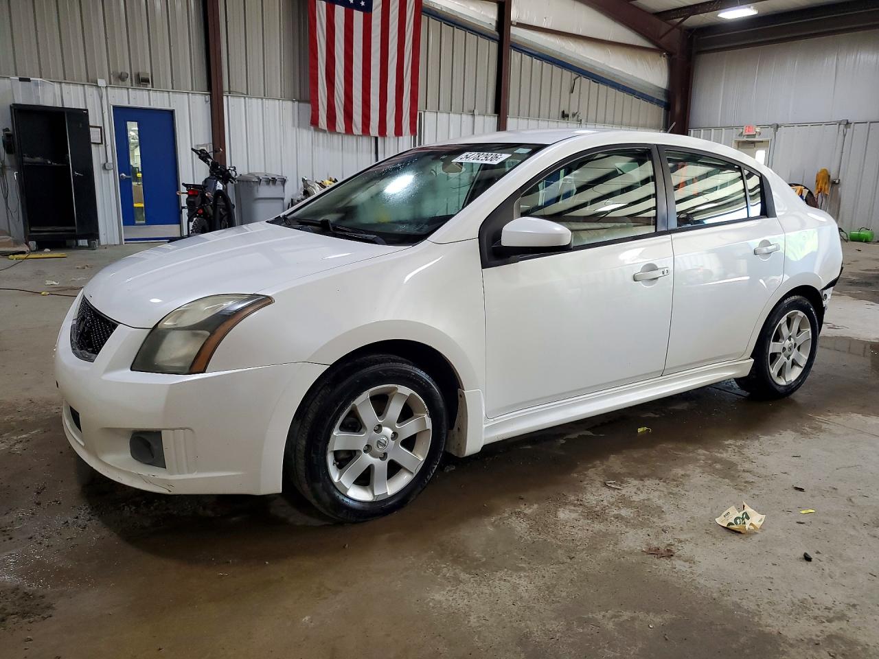 Salvage Nissan Sentra Image
