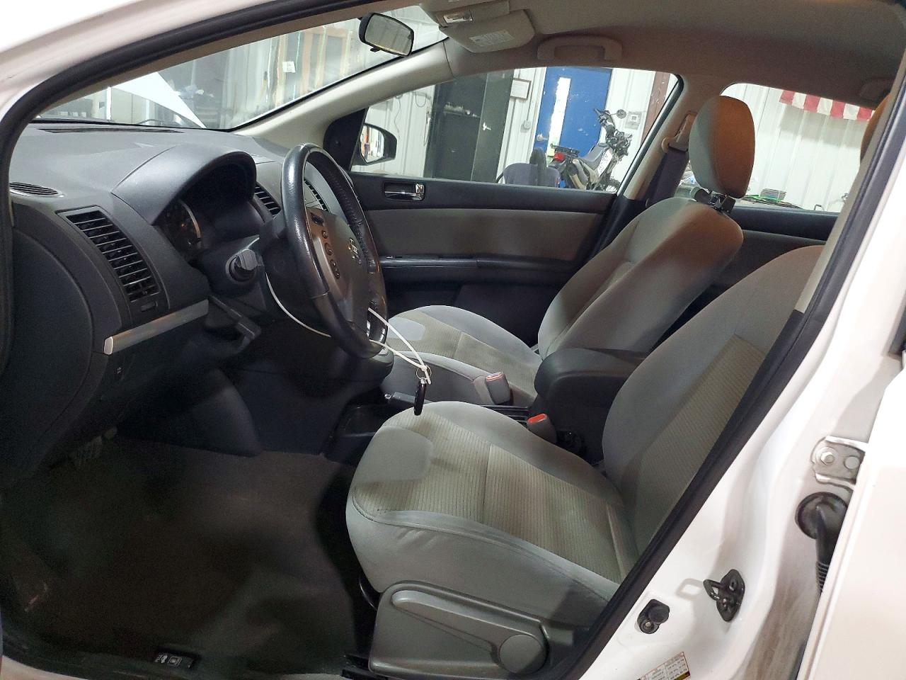 Nissan Sentra 2.0