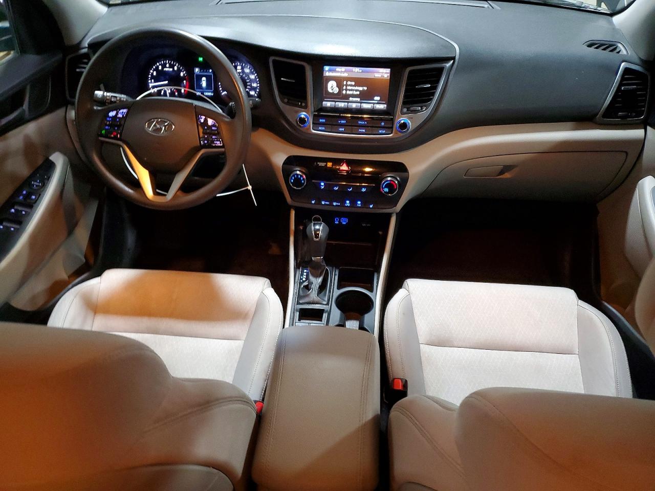 Hyundai TUCSON Sel