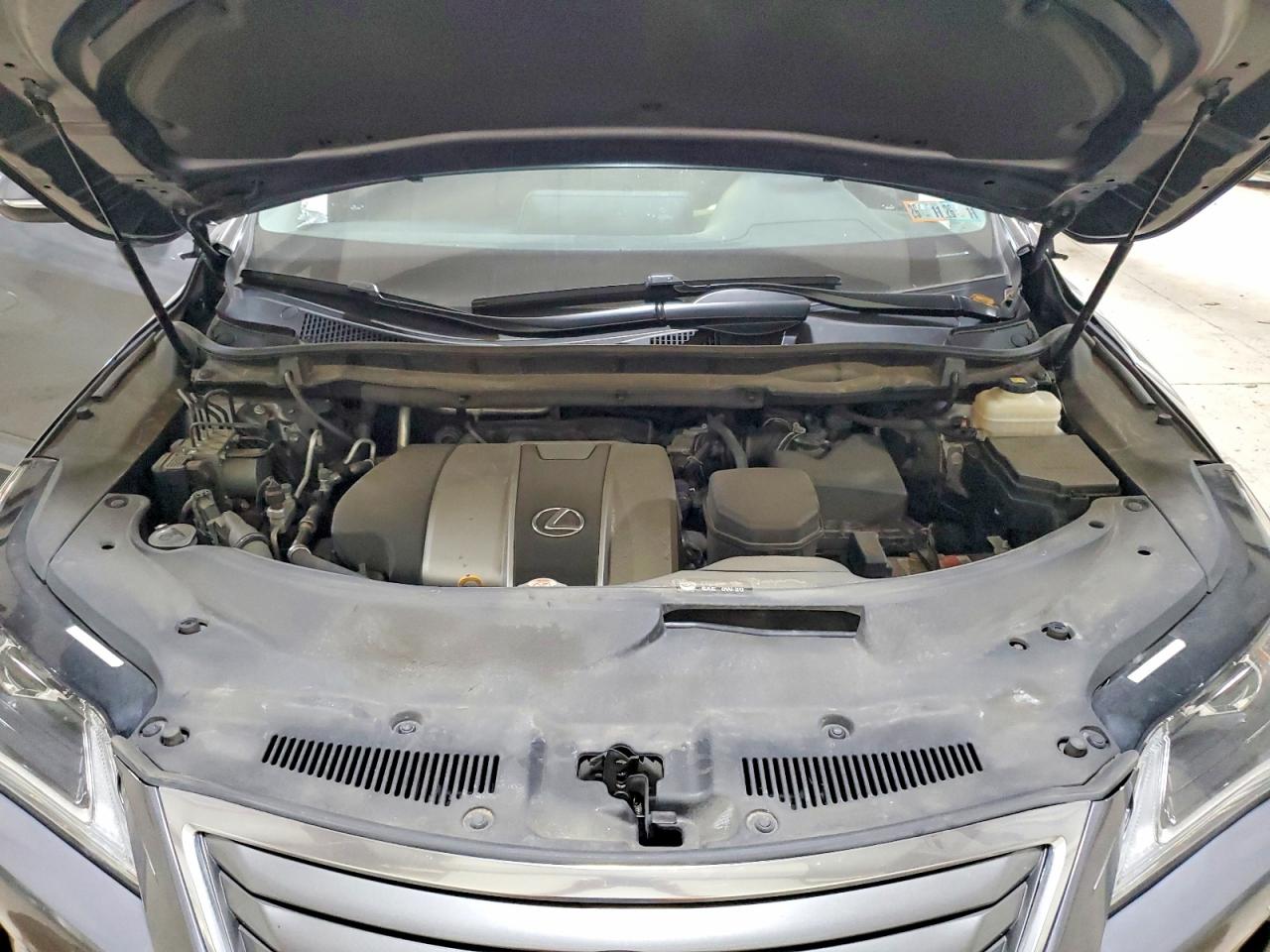 Lexus RX Base