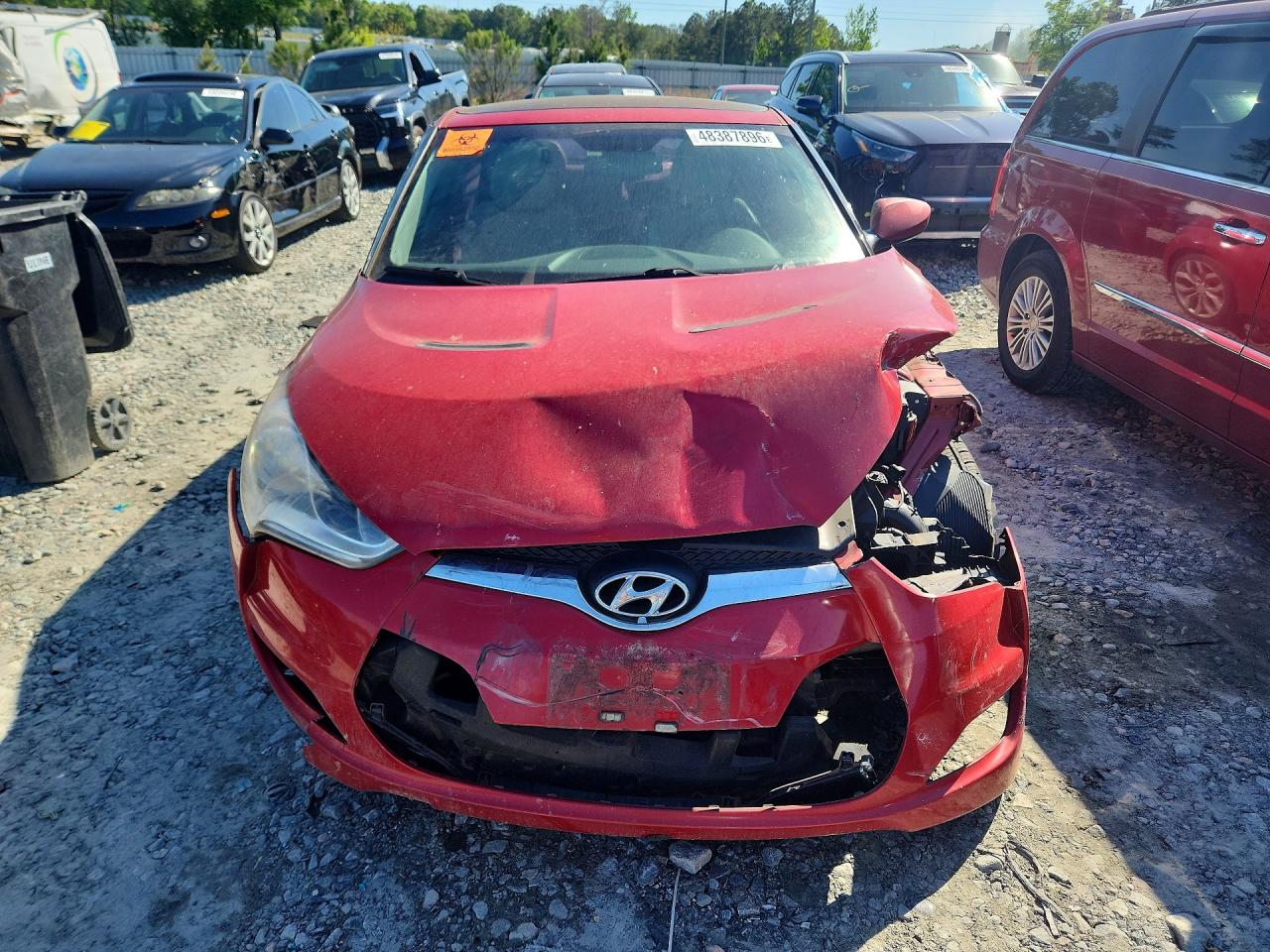 Hyundai VELOSTER Base
