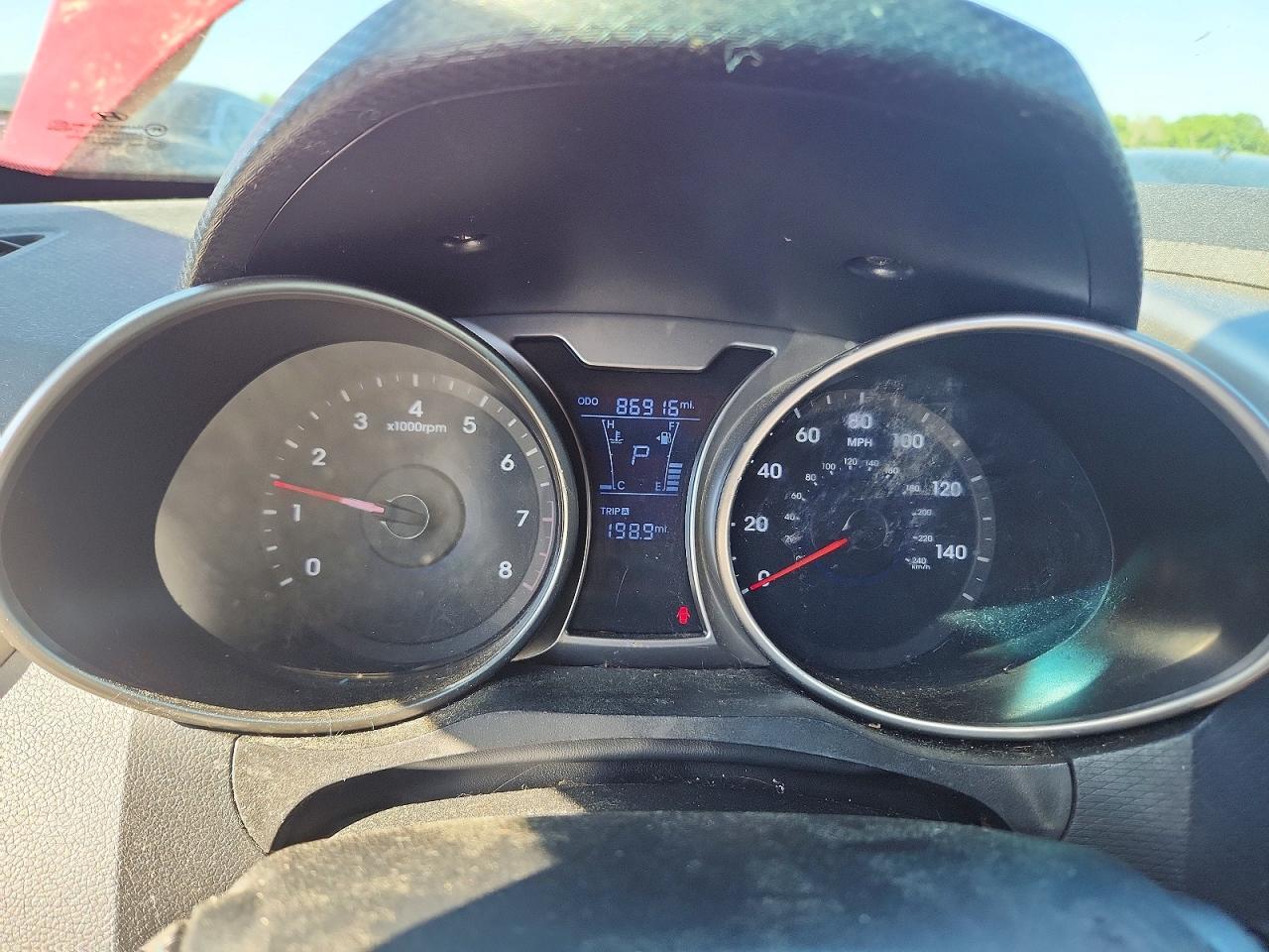 Hyundai VELOSTER Base