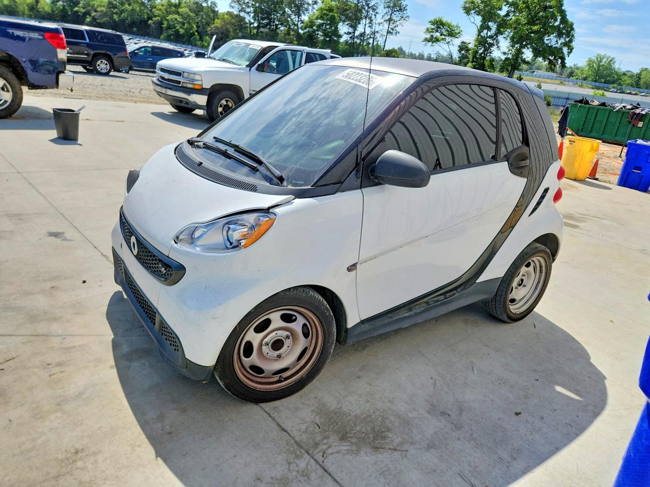 Salvage Smart fortwo Image