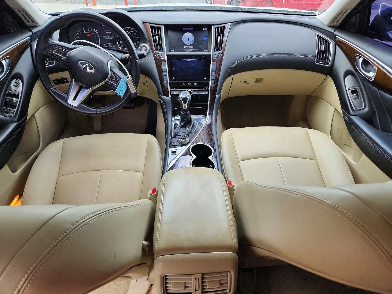 INFINITI Q50 3.0t Luxe
