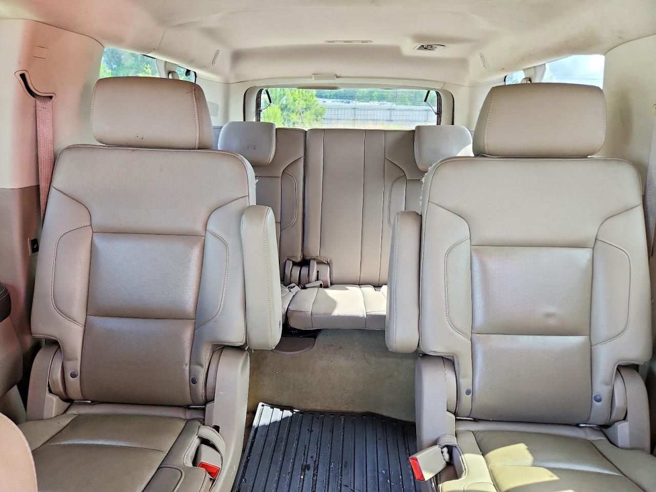 Chevrolet Suburban C1500 Ltz