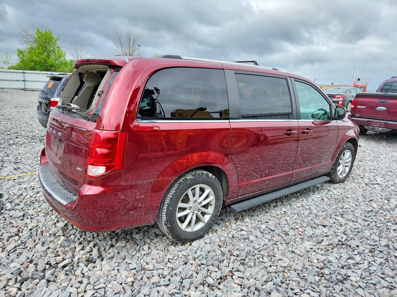 Dodge Caravan Sxt