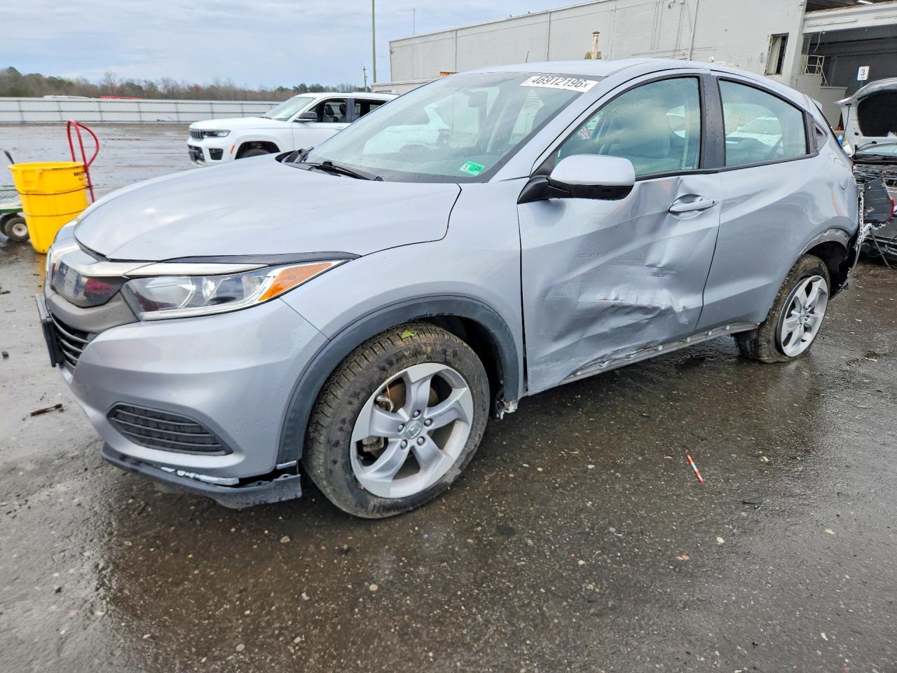 Salvage Honda HR-V Image