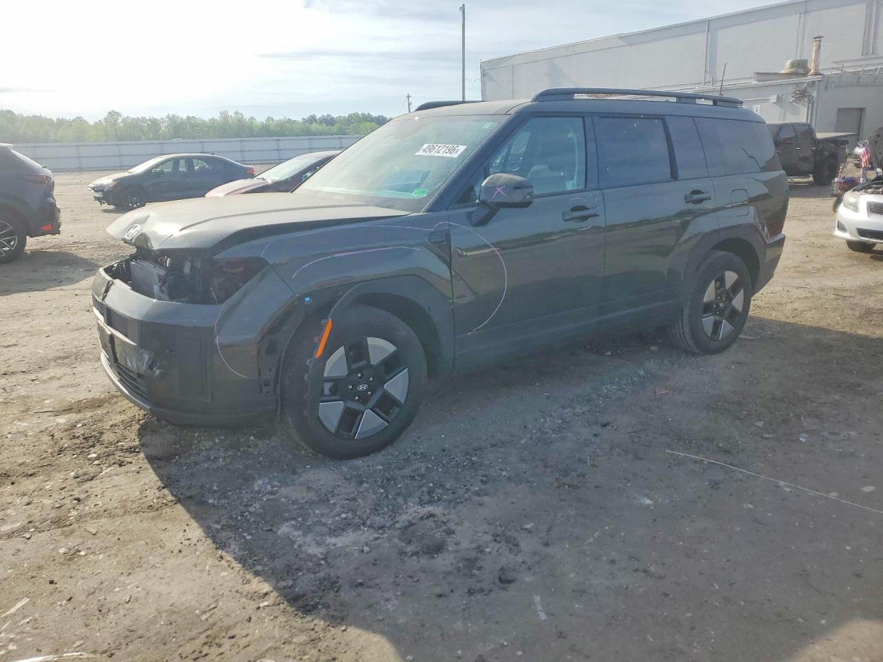 Salvage Hyundai SANTA FE Image