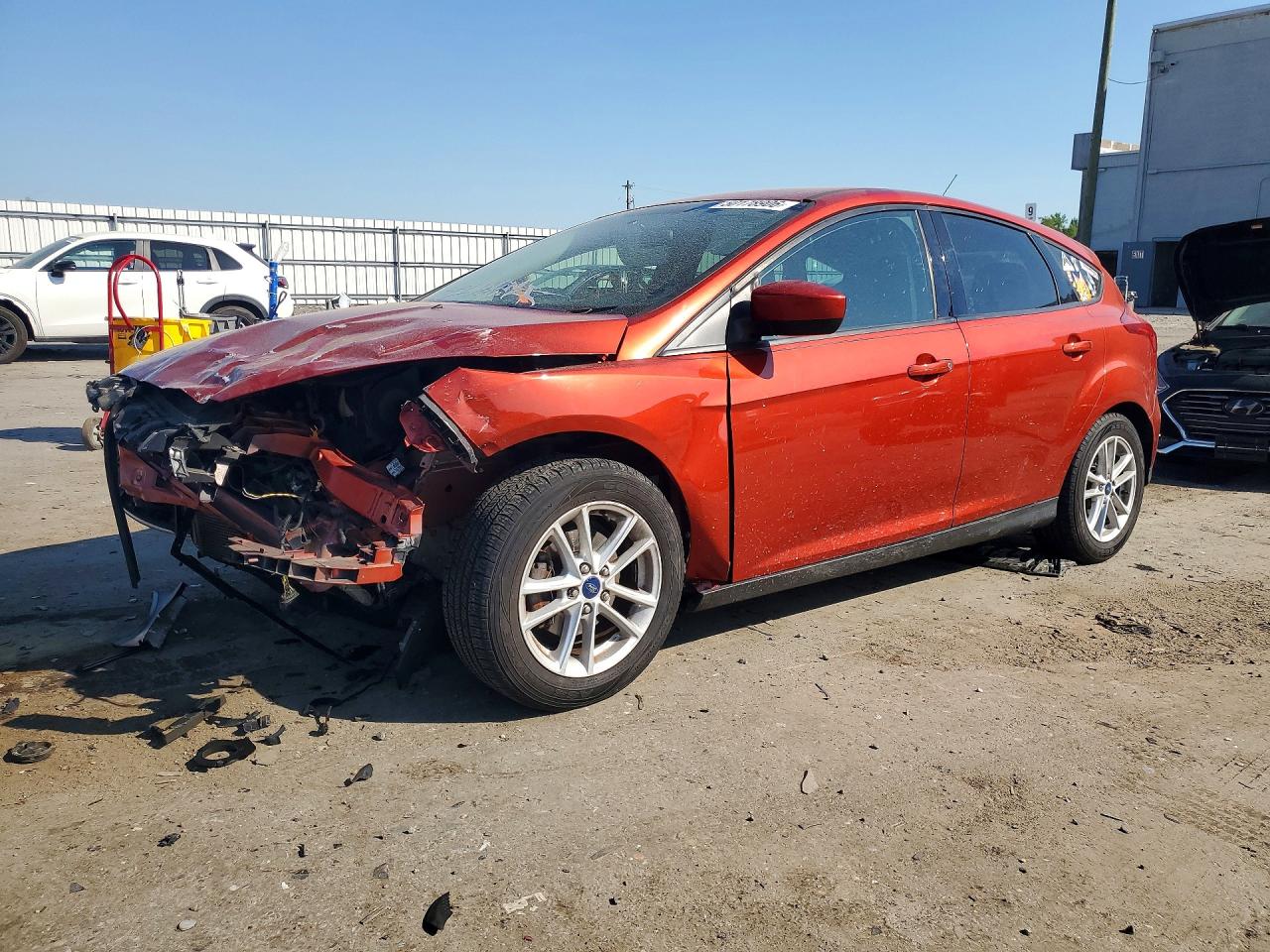 Salvage Ford Focus Image