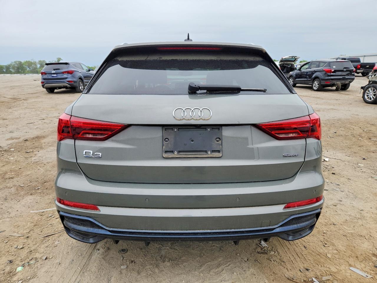 Audi Q3 Premium S Line