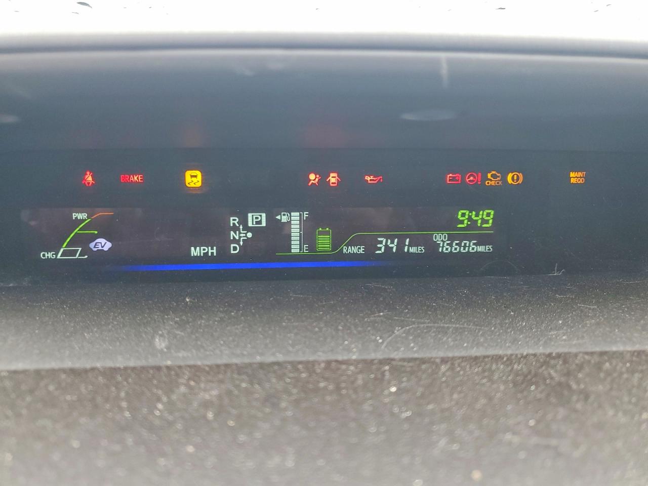 Toyota Prius v Three