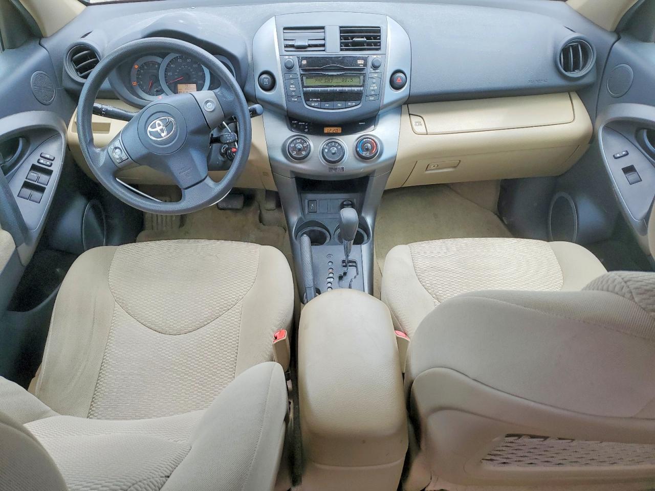 Toyota RAV4 Base