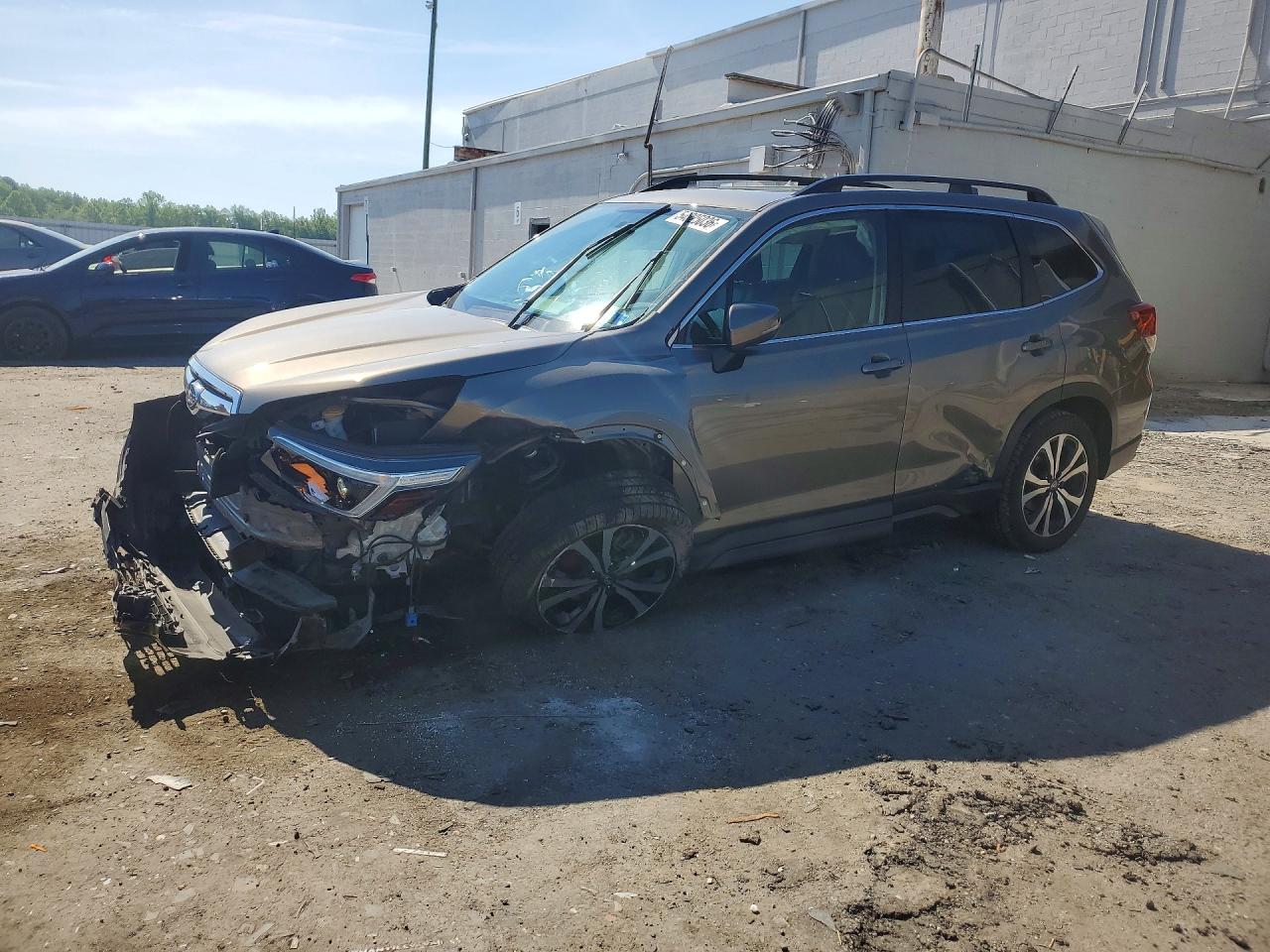 Salvage Subaru Forester Image