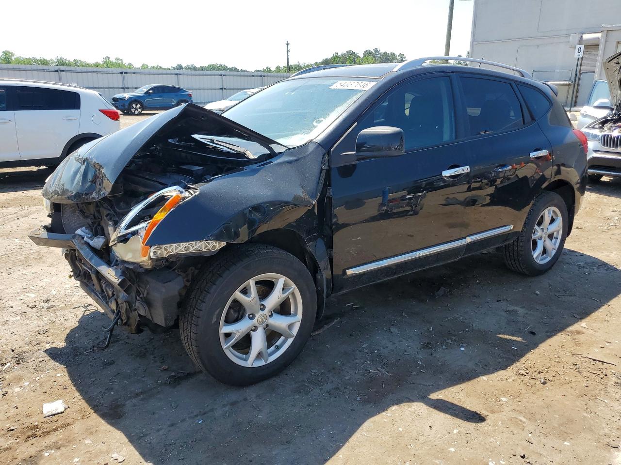 Salvage Nissan Rogue Image