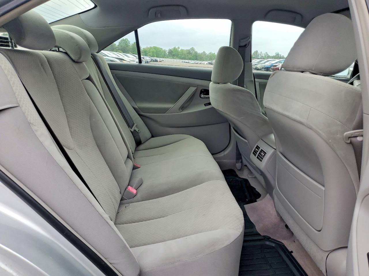 Toyota Camry Hybrid