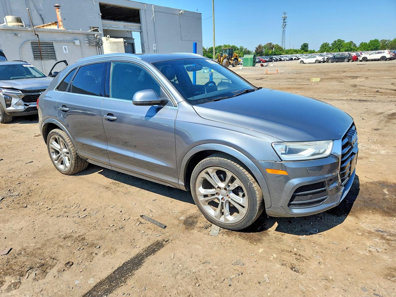 Audi Q3 Premium Plus