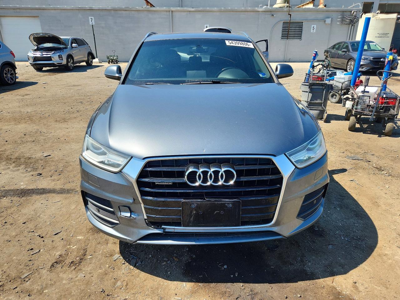 Audi Q3 Premium Plus
