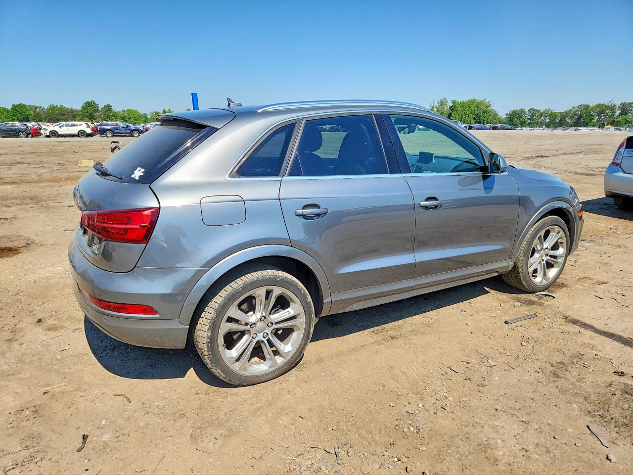 Audi Q3 Premium Plus