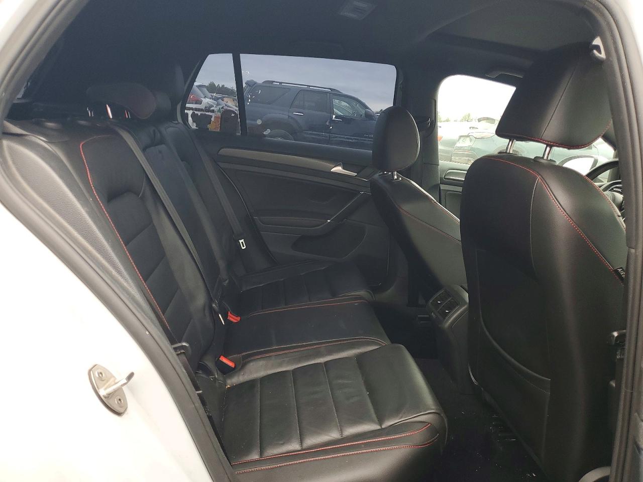 Volkswagen GTI S