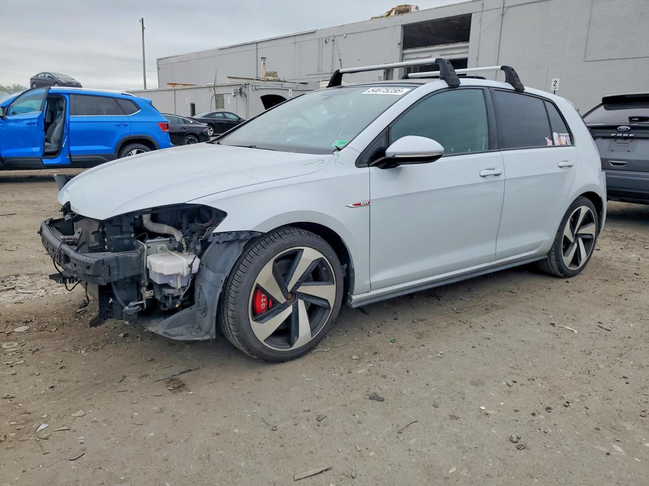 Salvage Volkswagen GTI Image