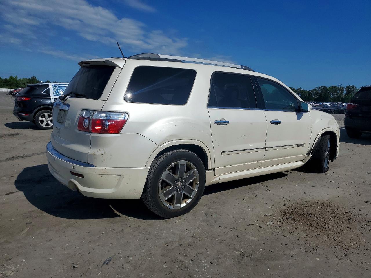 GMC Acadia Denali
