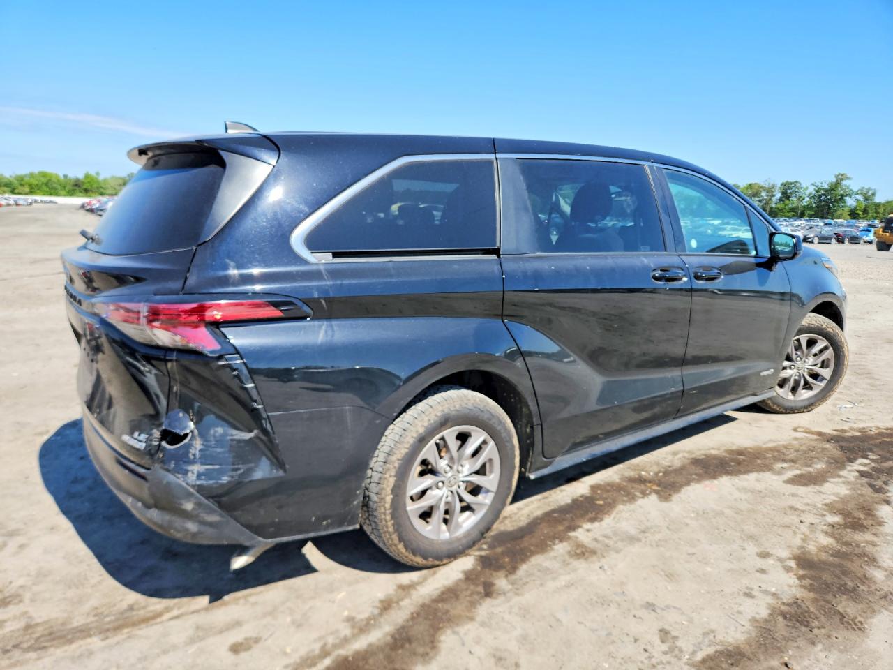 Toyota Sienna Le