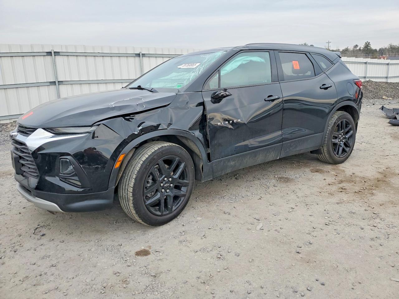 Salvage Chevrolet Blazer Image