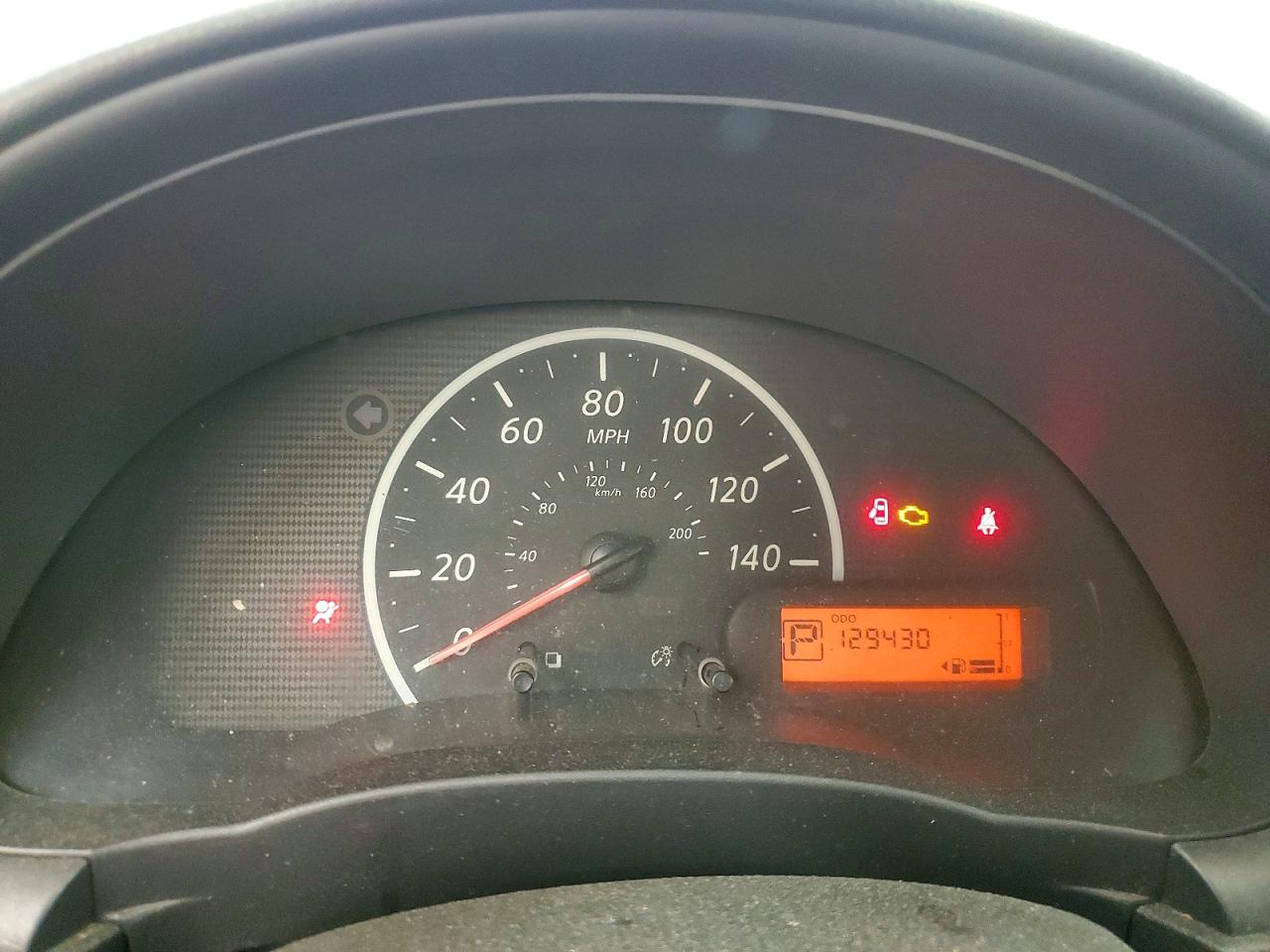Nissan Versa 1.6 S
