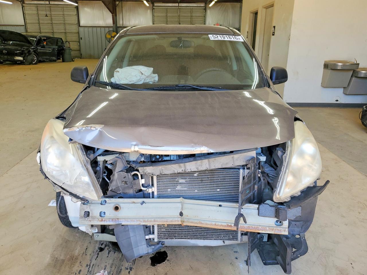 Nissan Versa 1.6 S