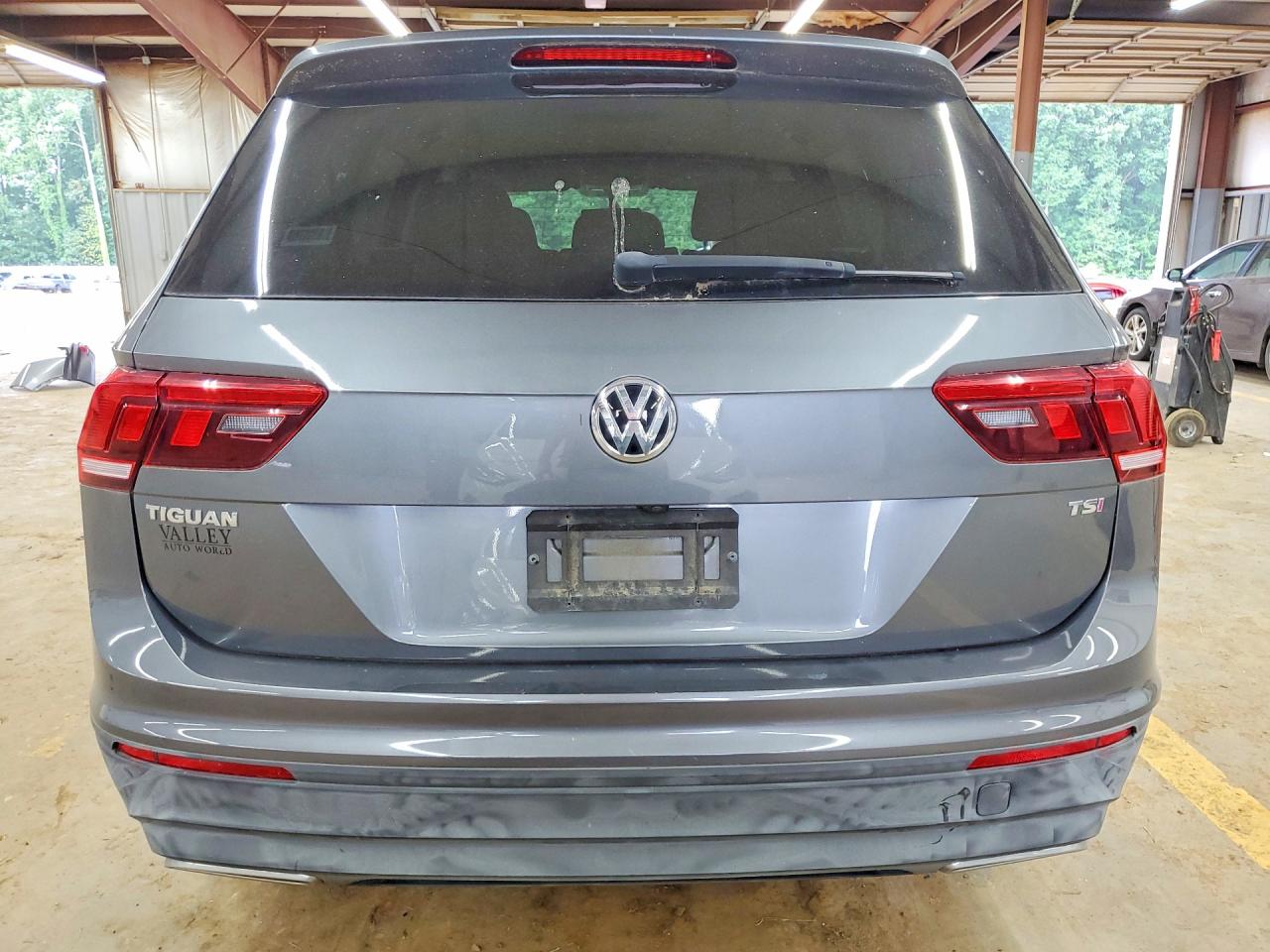 Volkswagen Tiguan S