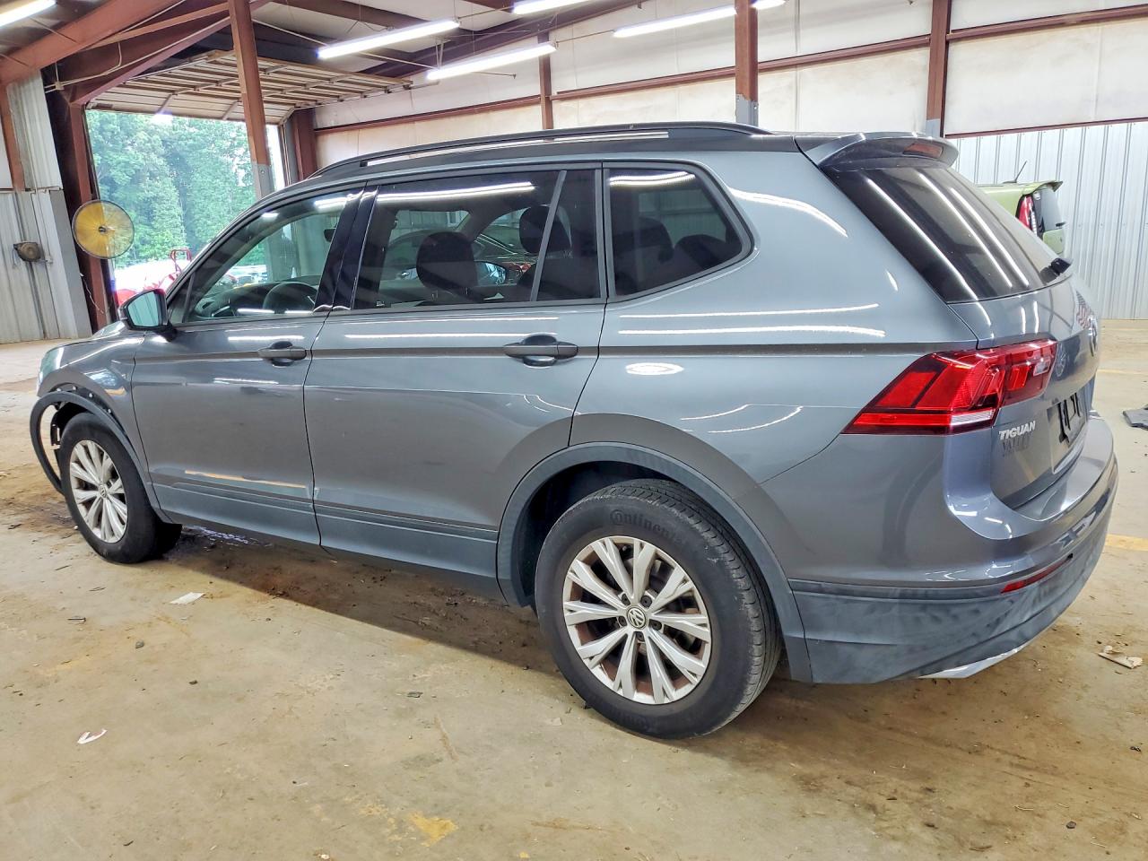 Volkswagen Tiguan S