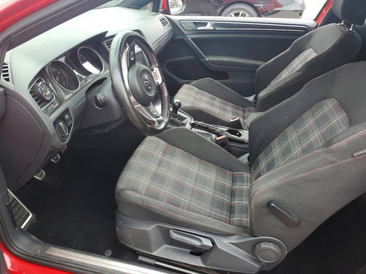 Volkswagen GTI S