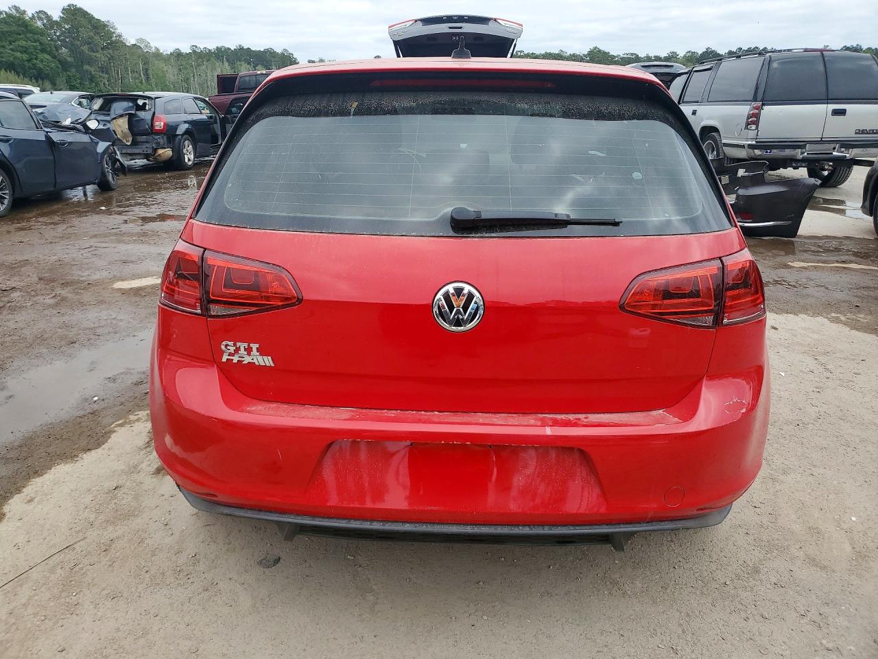 Volkswagen GTI S