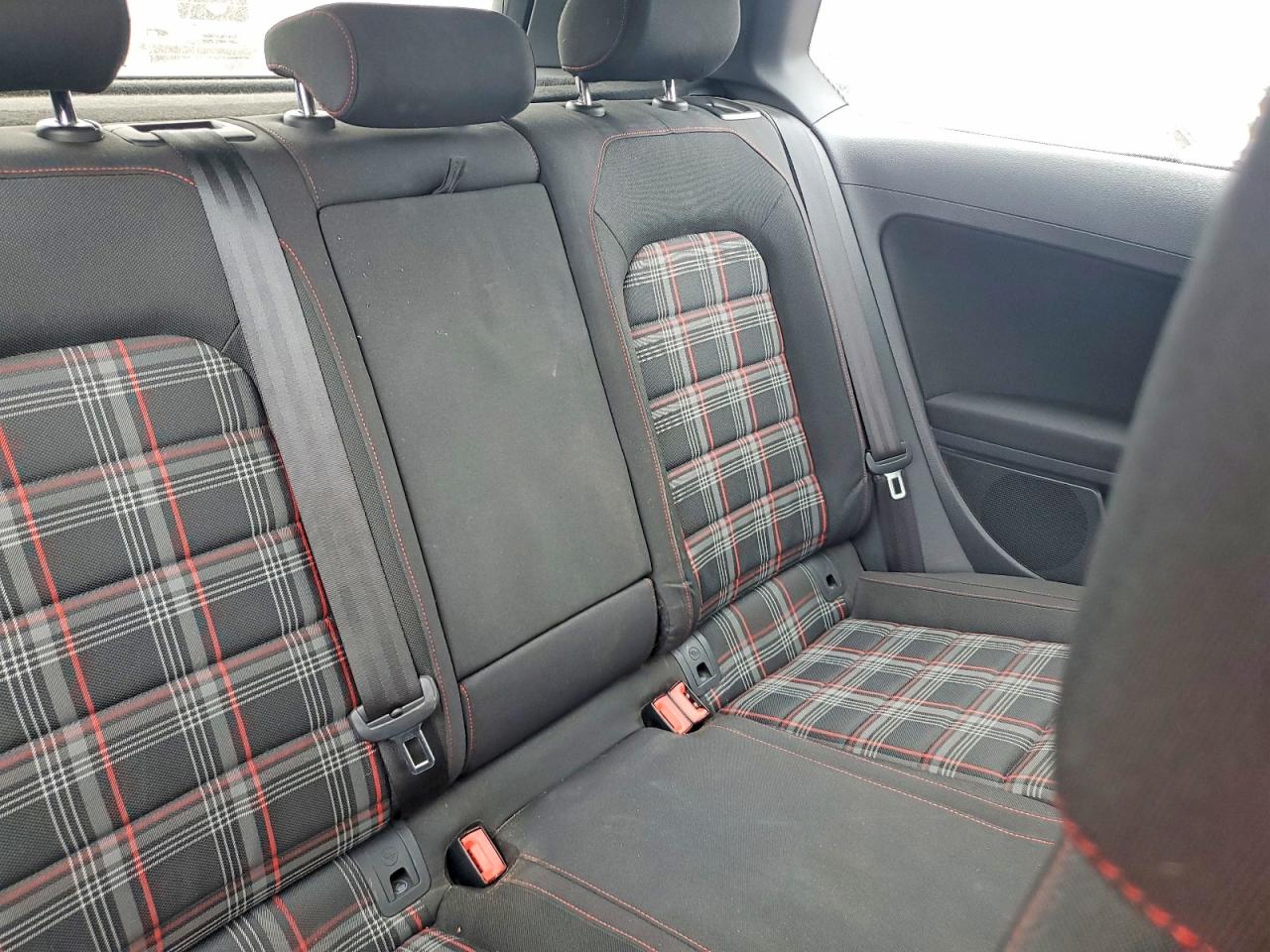 Volkswagen GTI S