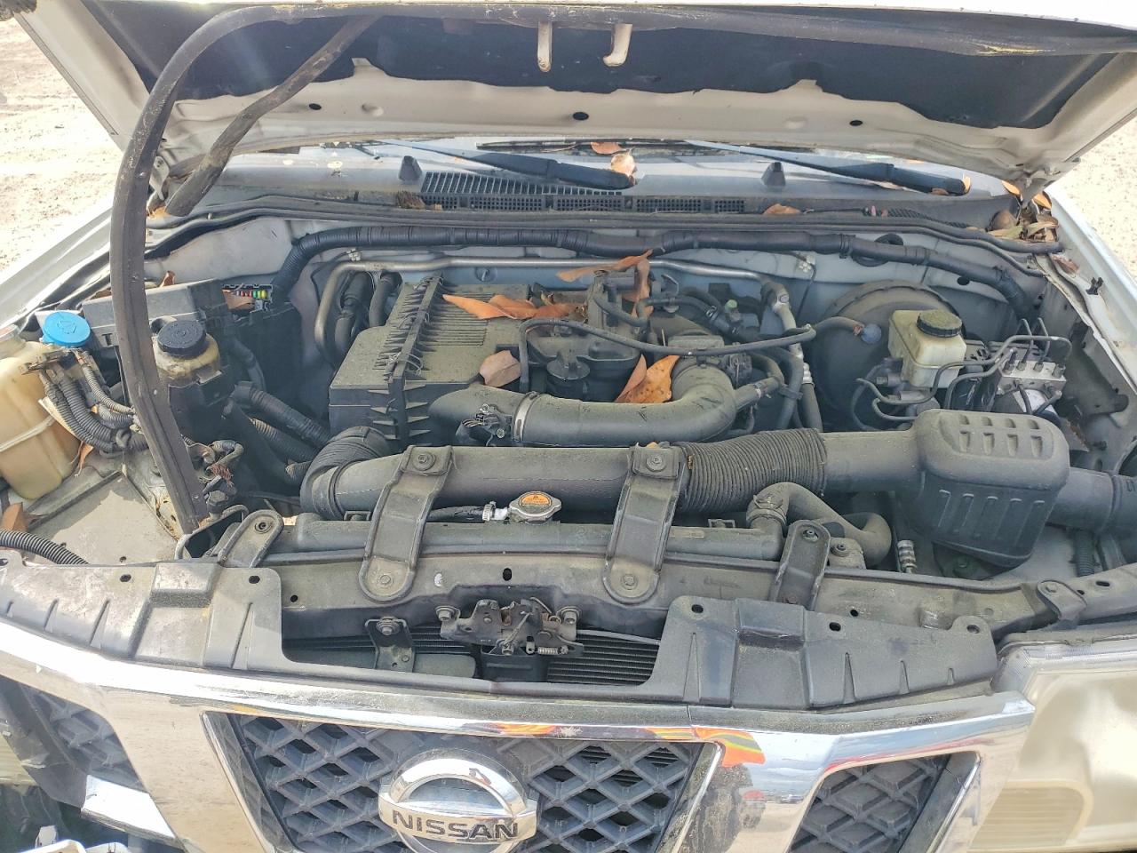 Nissan Frontier S