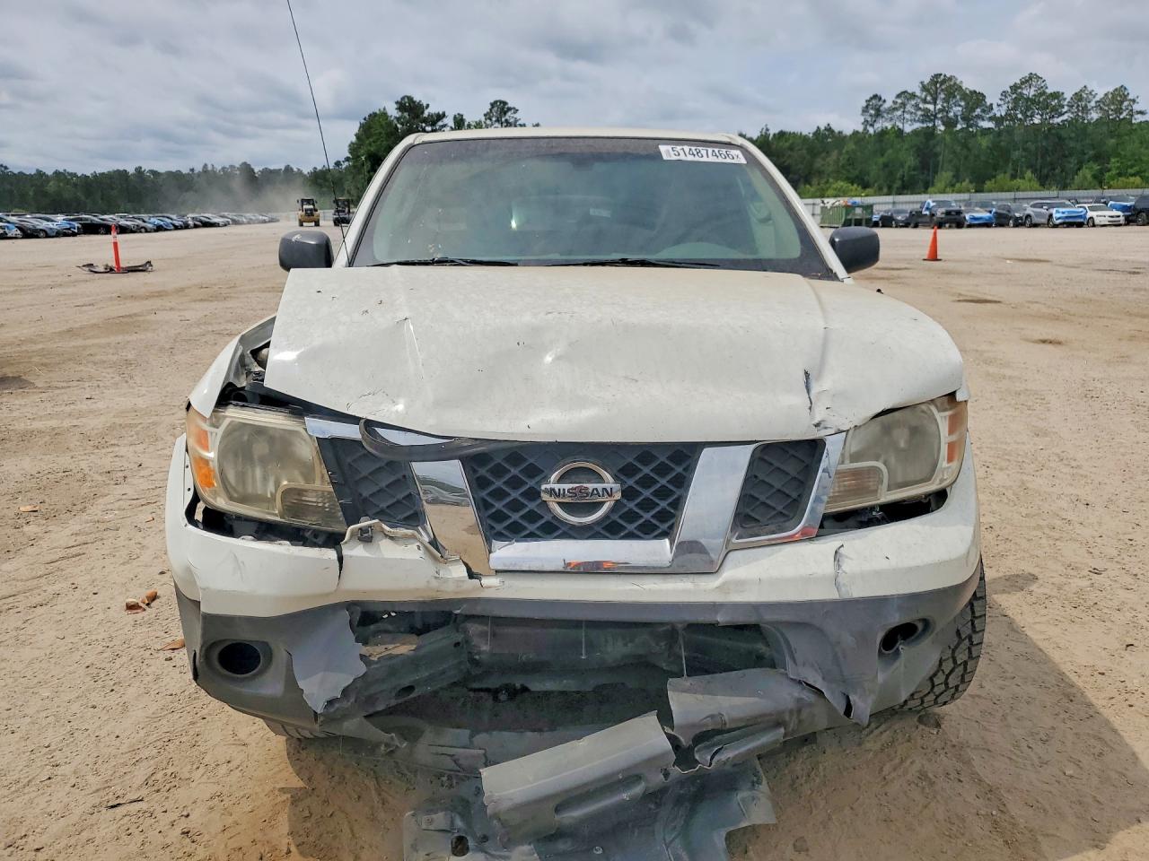 Nissan Frontier S