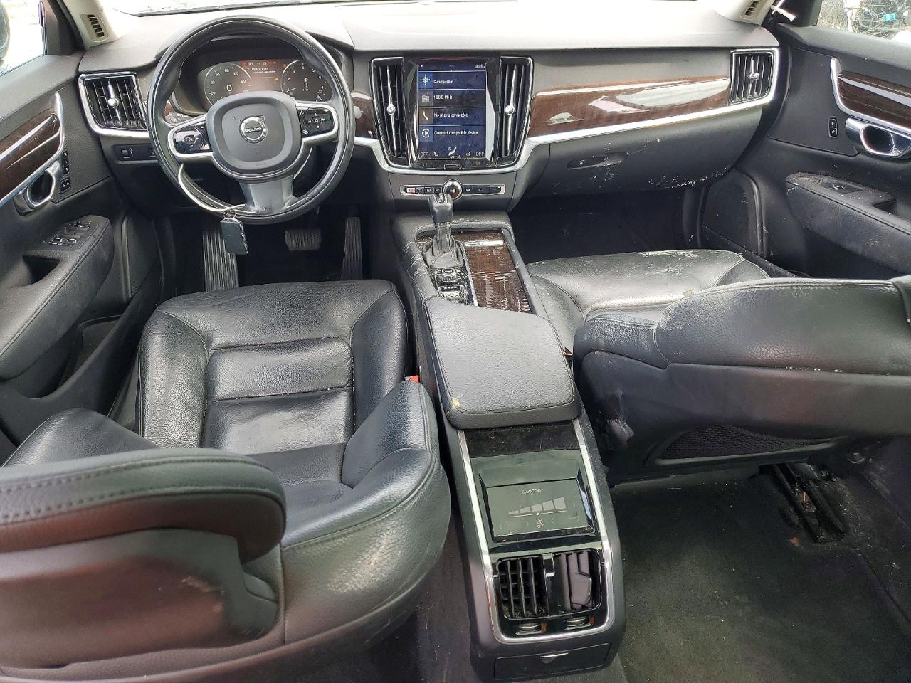 Volvo S90 T5 Momentum