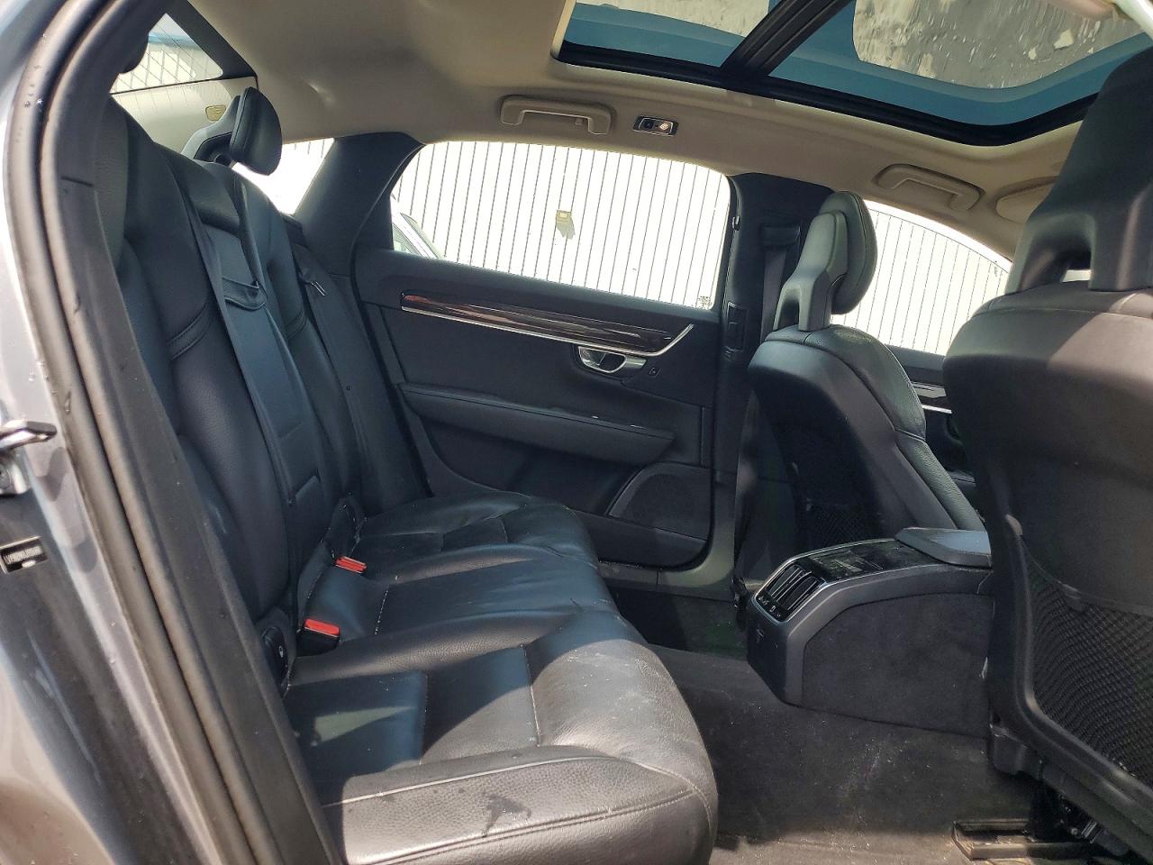 Volvo S90 T5 Momentum