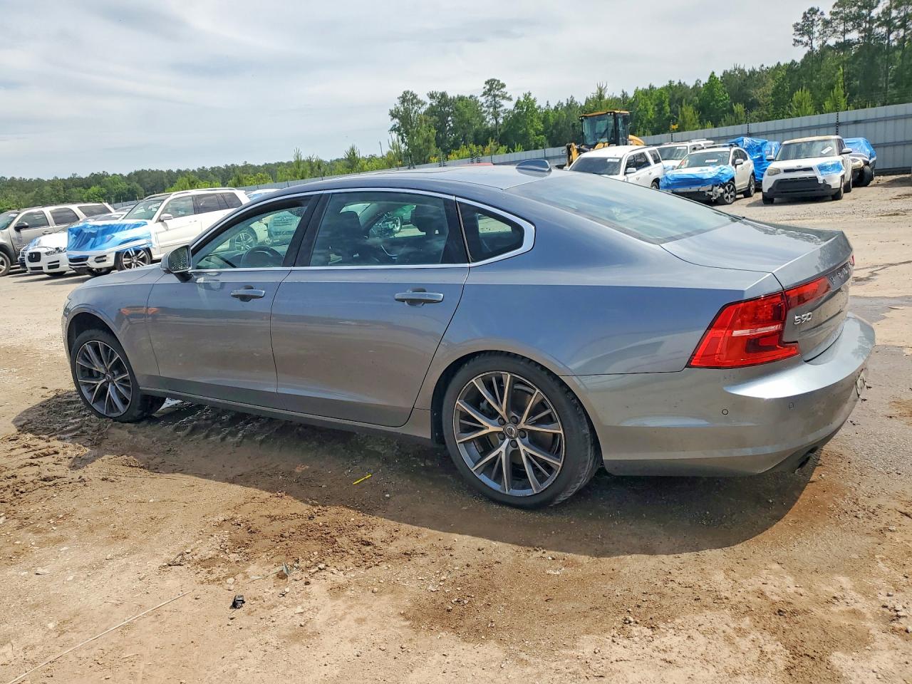 Volvo S90 T5 Momentum
