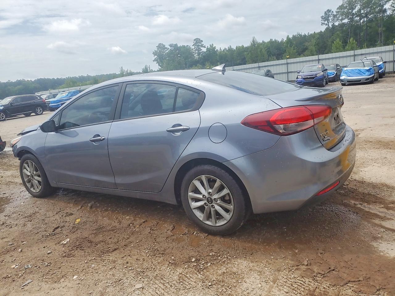Kia Forte S