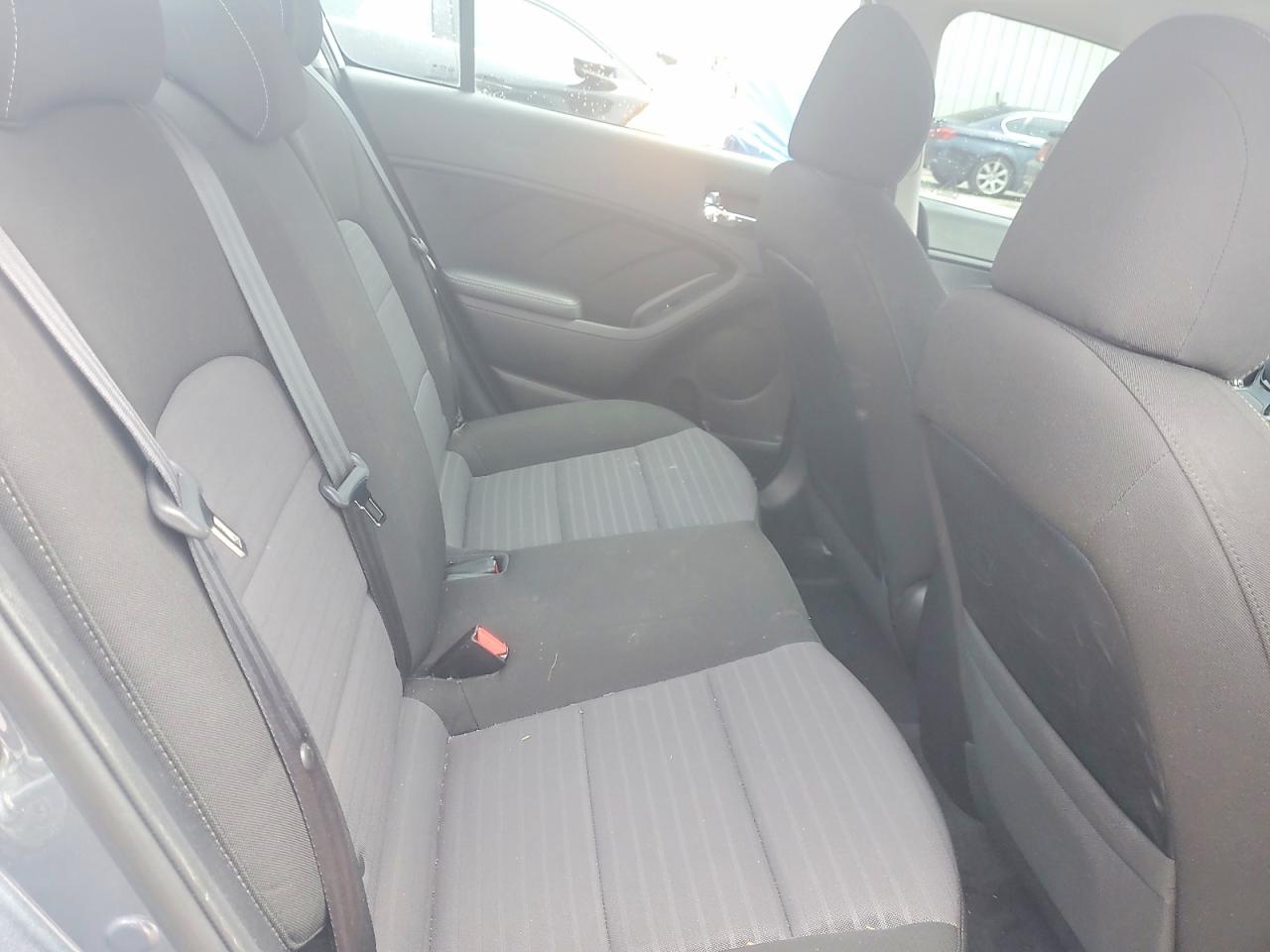 Kia Forte S