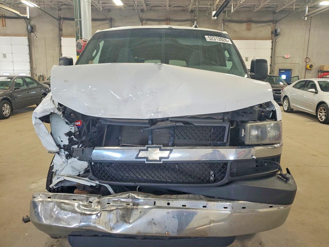 Chevrolet Express Lt
