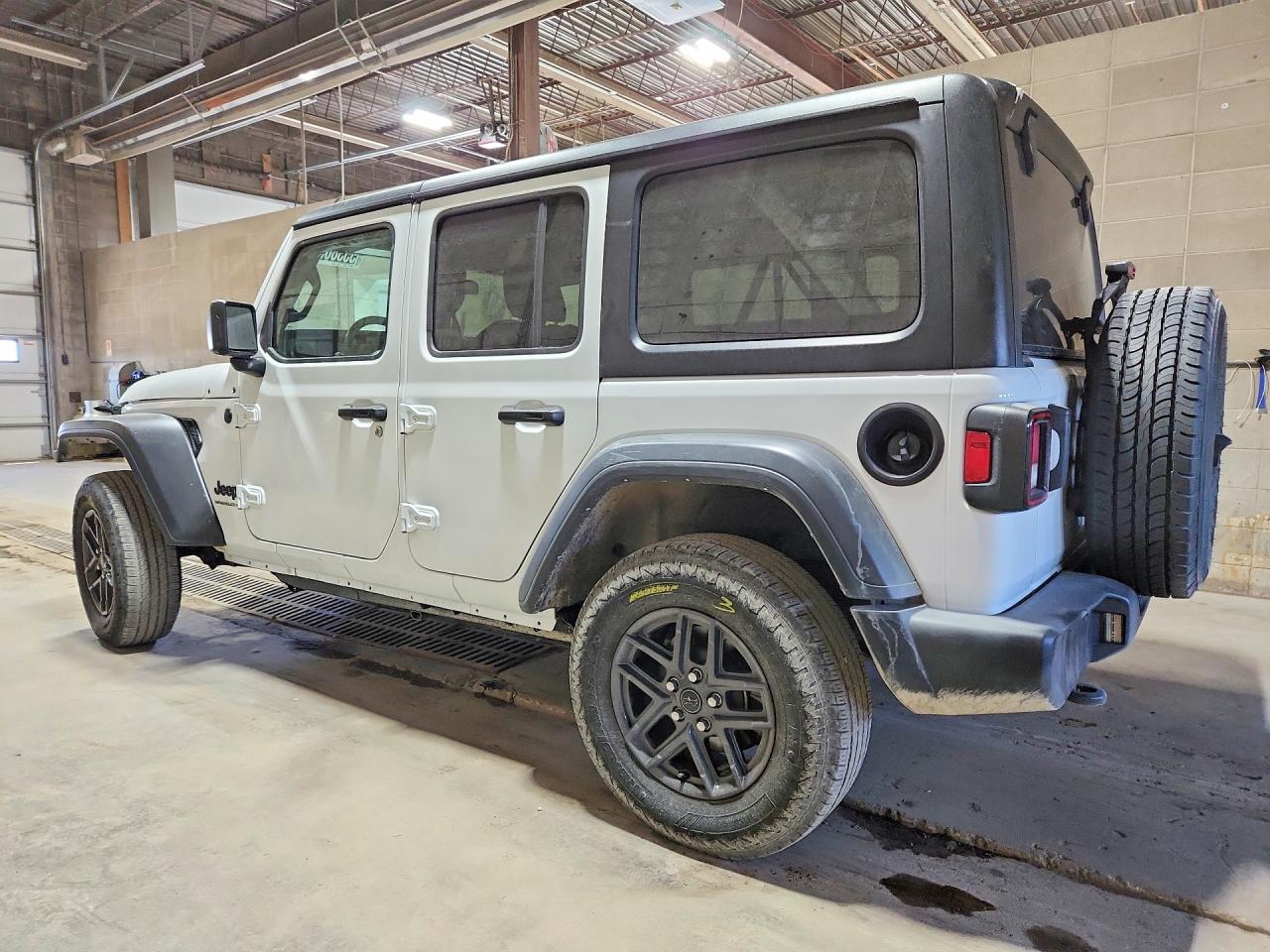 Jeep Wrangler Sport
