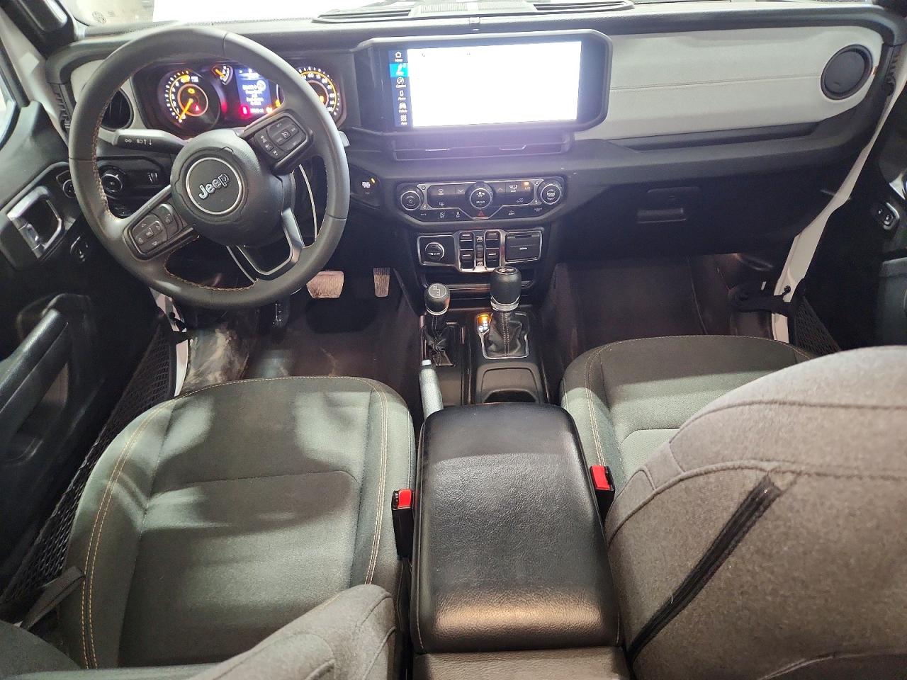 Jeep Wrangler Sport