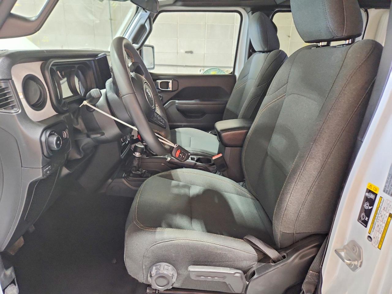 Jeep Wrangler Sport