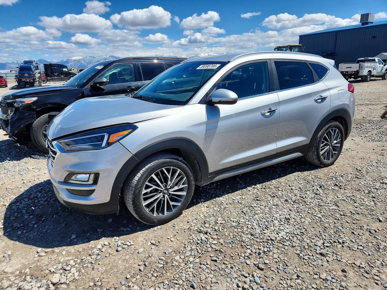 Salvage Hyundai TUCSON Image