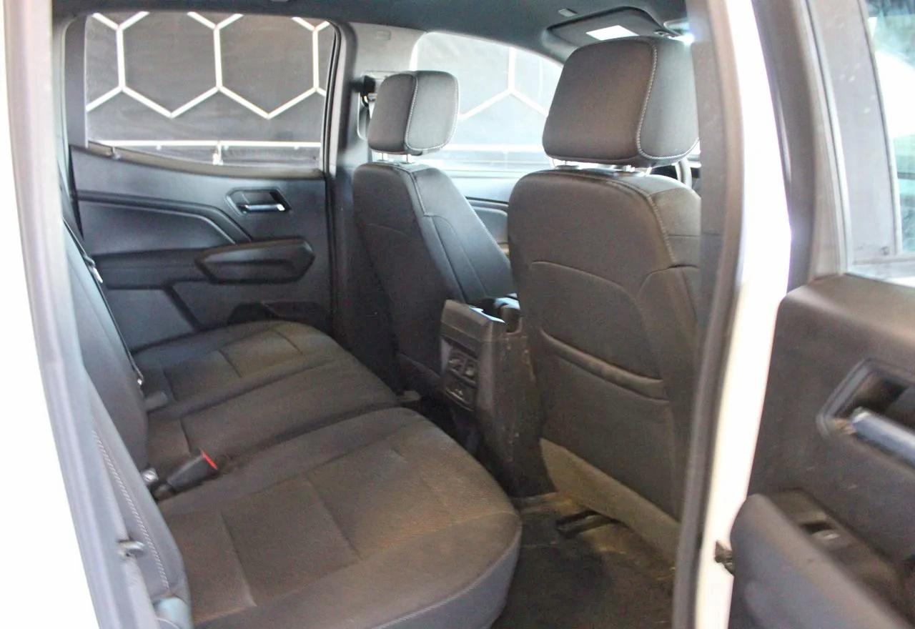 GMC Canyon Elevation